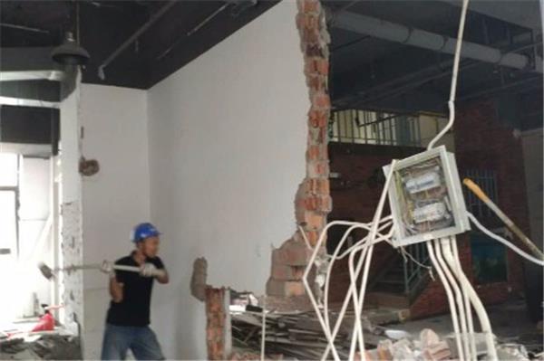 室內(nèi)裝修拆除要注意哪些事項