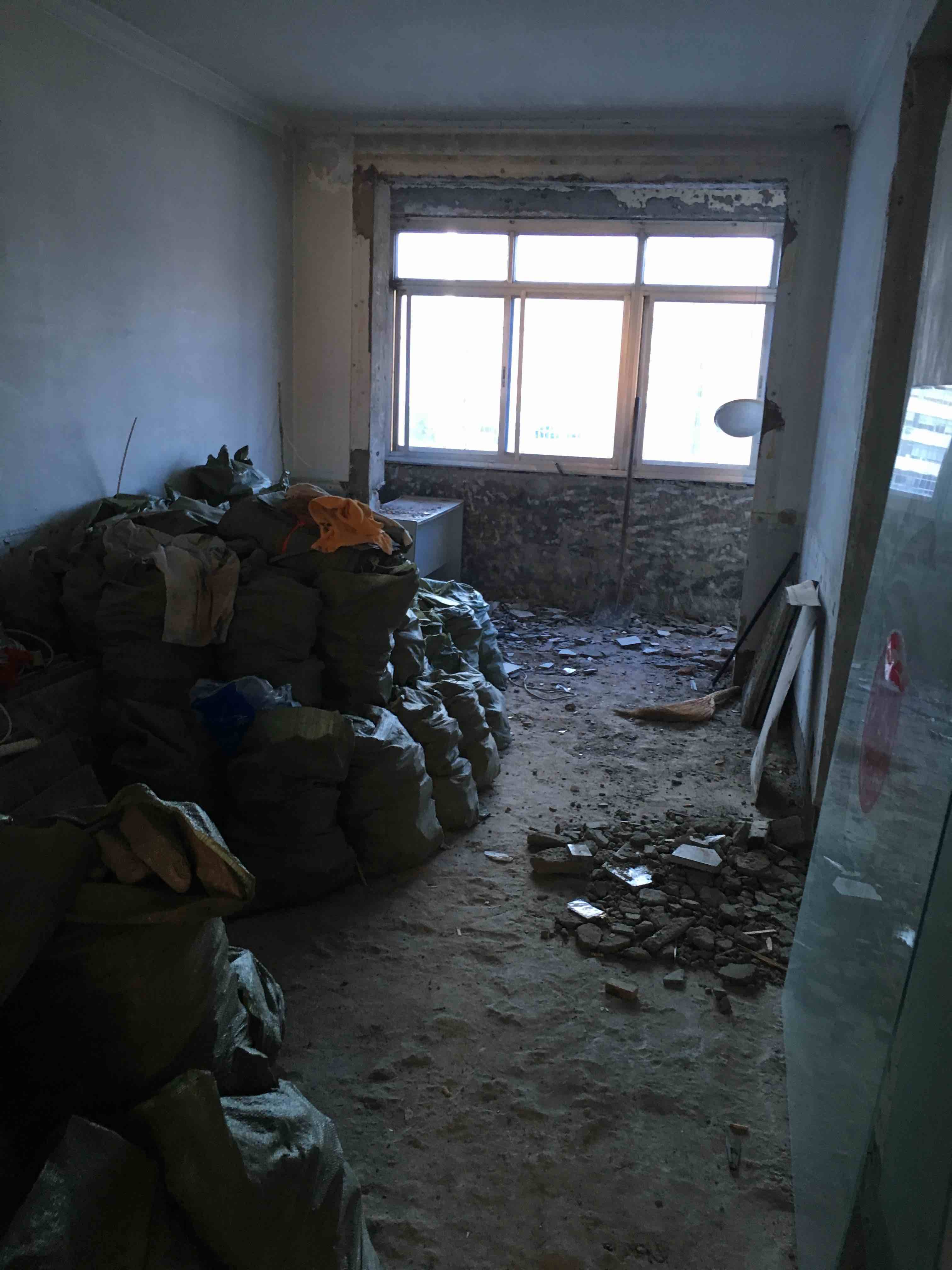 裝修拆除，房屋改造拆除，家裝拆除